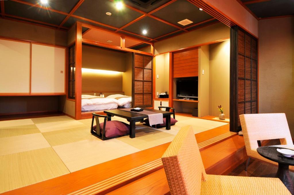 Hotel Rakuyu Fudžikawagučiko Exteriér fotografie