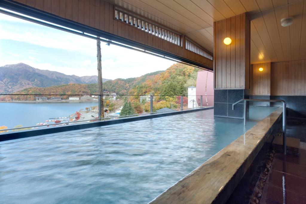 Hotel Rakuyu Fudžikawagučiko Exteriér fotografie